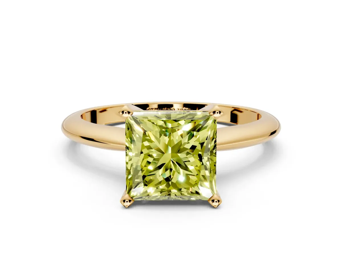 Solitaire Engagement Ring Setting for Fancy Yellow Princess Cut Center with Knife Ridge Band and Claw Prong Head in Yellow Gold