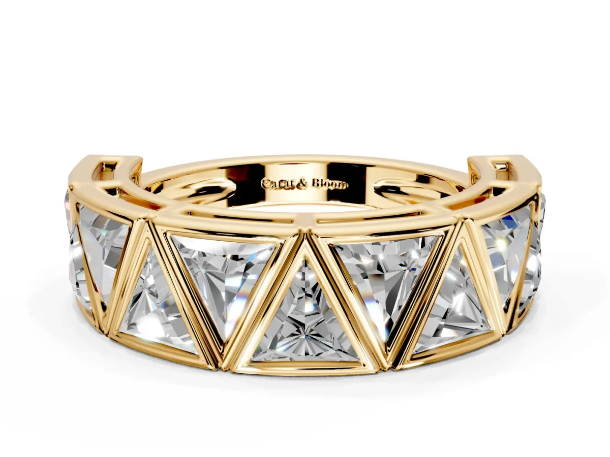 Triangle Lab-Grown Diamond Geometric Men's Wedding Band with Angular Frames in Yellow Gold