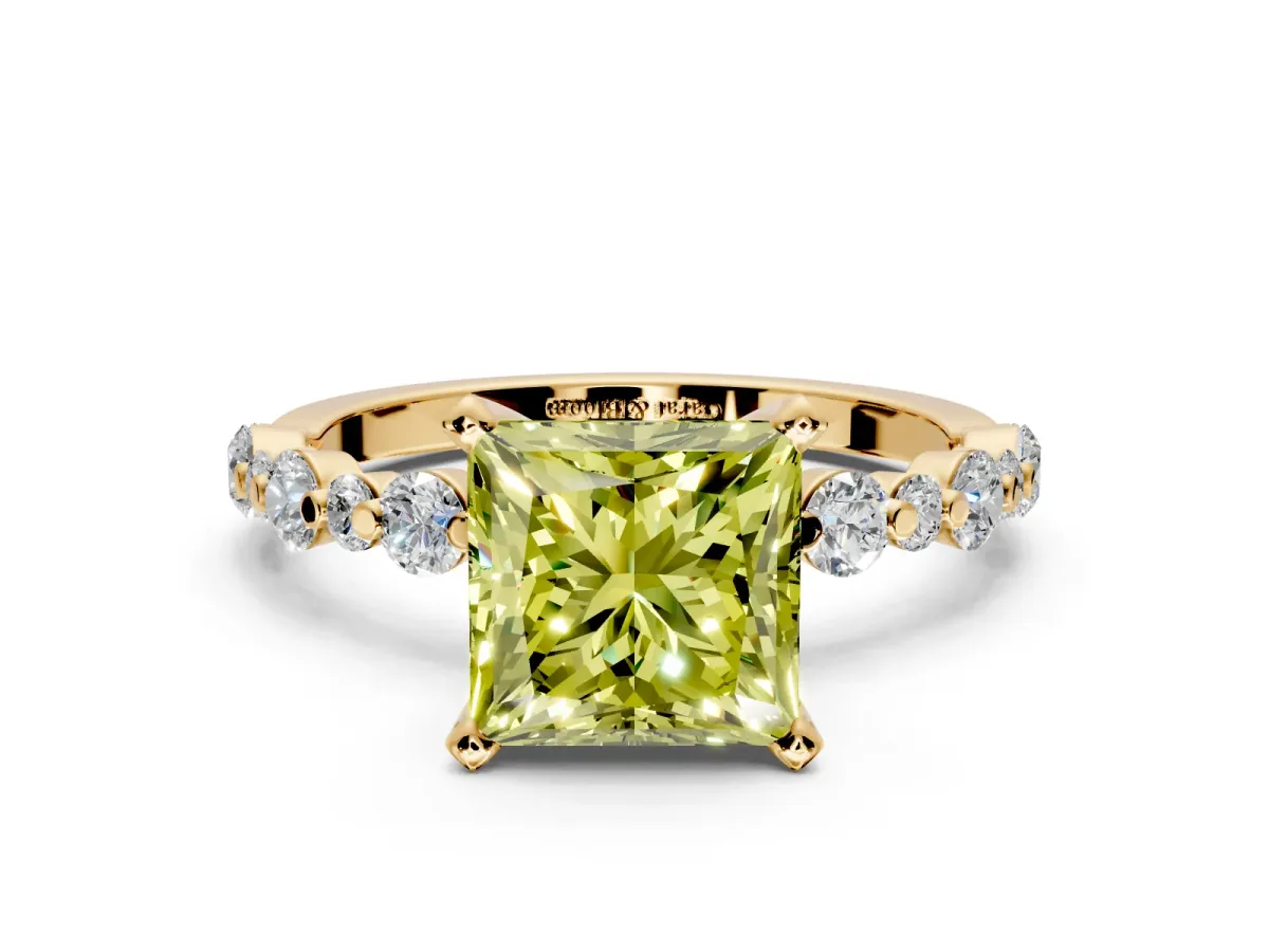 Solitaire Engagement Ring Setting for Fancy Yellow Princess Cut Center with Alternating Size Accents and Prong Head in Yellow Gold