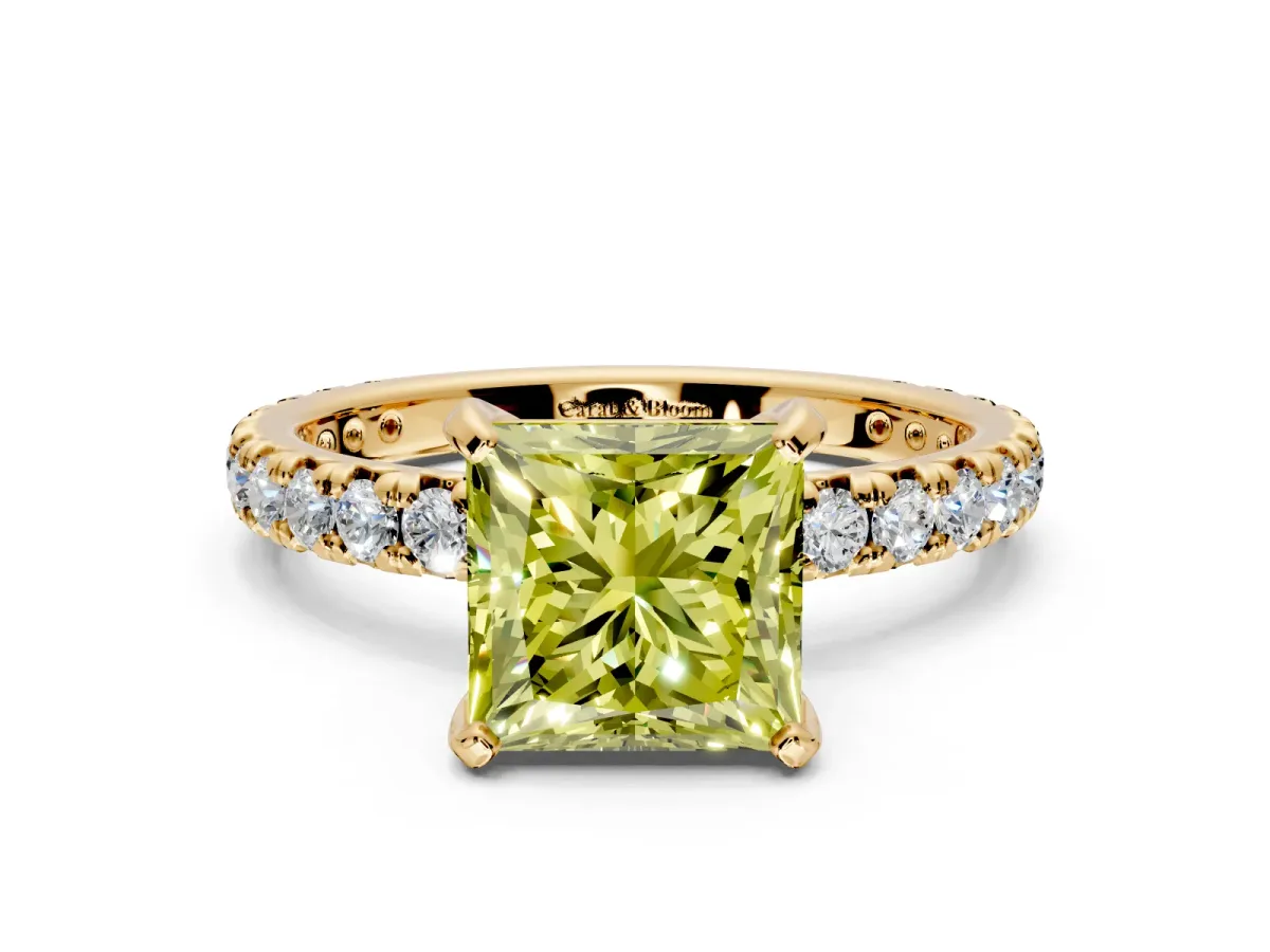 Solitaire Engagement Ring Setting for Fancy Yellow Princess Cut Center with Shared-Prong Accents and Prong Head in Yellow Gold