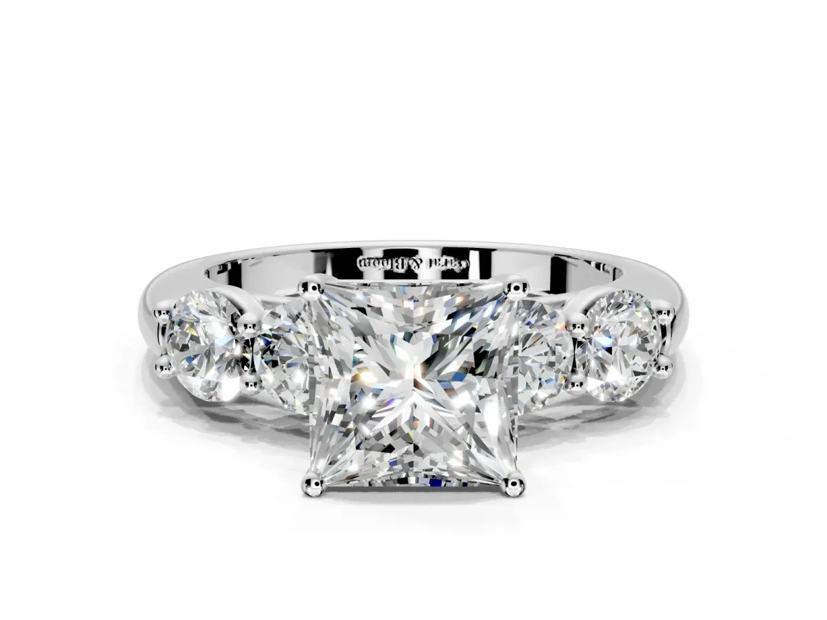 5 Stone Engagement Ring Setting for Princess Cut Center with Graduated Accents and Prong Head in Platinum