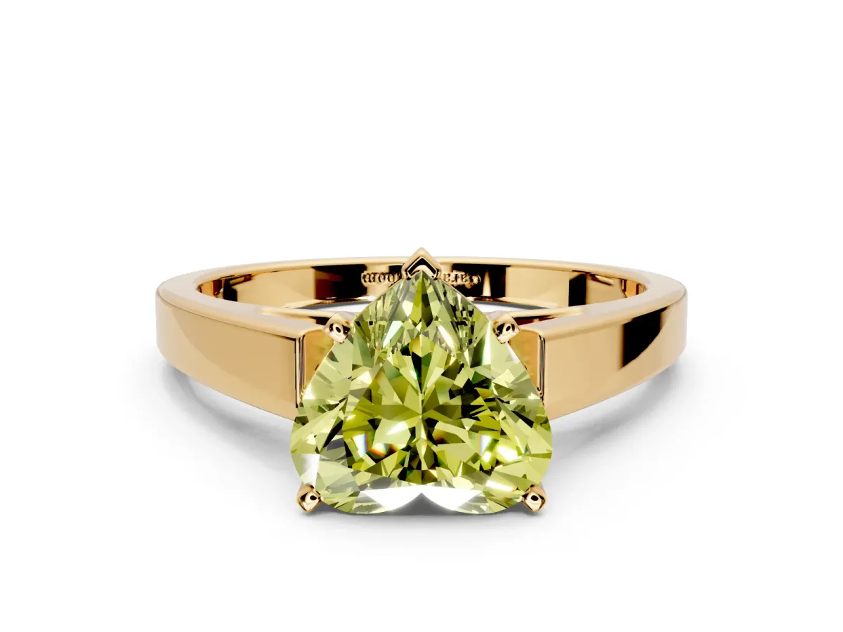 Solitaire Engagement Ring Setting for Fancy Yellow Heart-Shaped Center with Tapered Split Shoulders and Prong Head in Yellow Gold