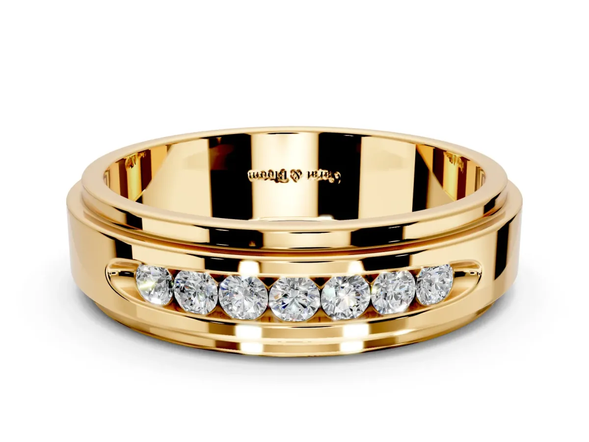 Round Cut Lab-Grown Diamond 7 Stone Channel Men's Wedding Band with Grooved Borders in Yellow Gold