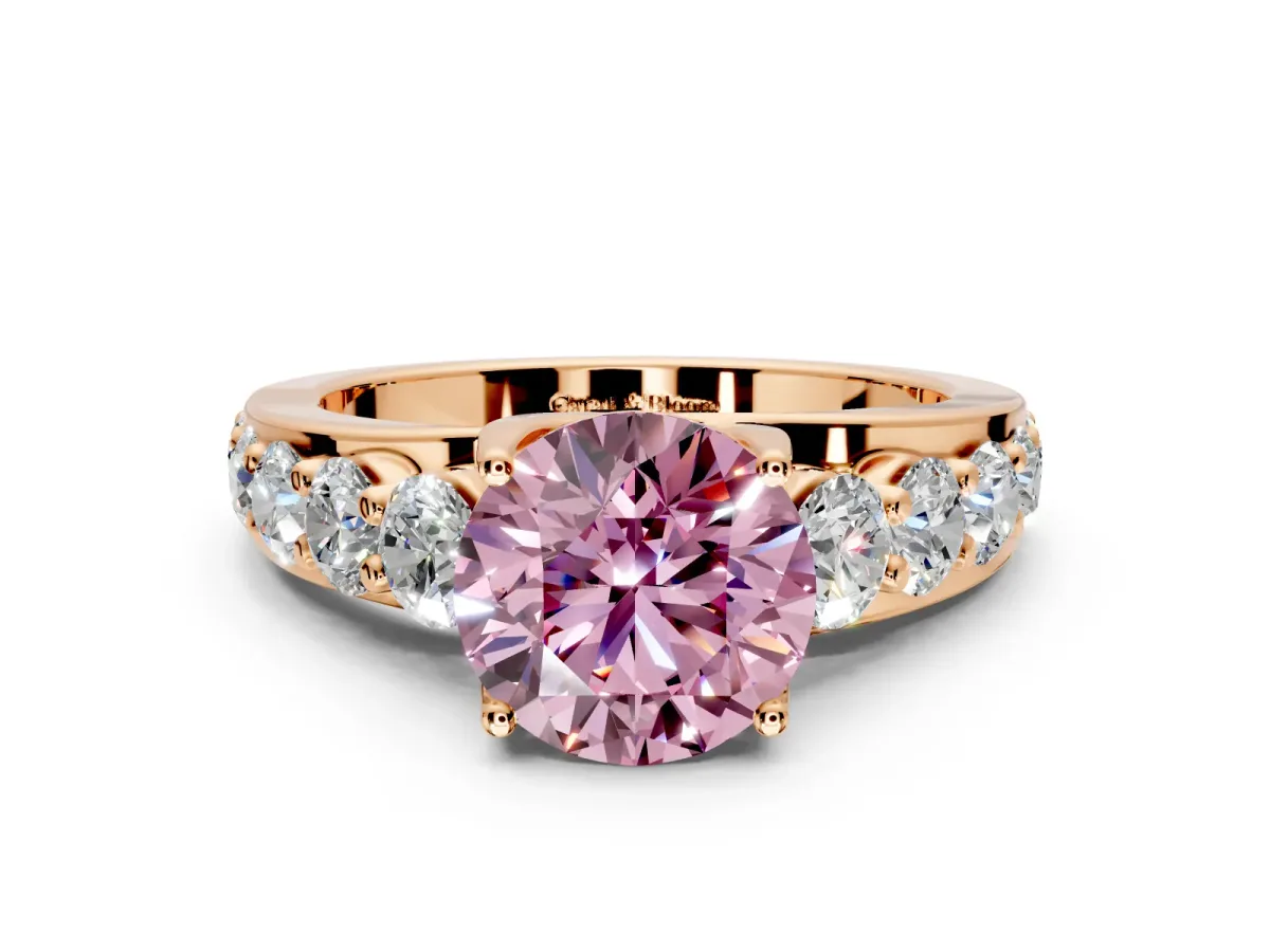 Solitaire Engagement Ring Setting for Fancy Pink Round Cut Center with Graduated Shared Prongs and Prong Head in Rose Gold