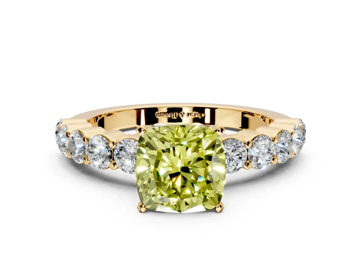 Shared-Prong Engagement Ring Setting for Fancy Yellow Cushion Cut Center with Graduated Accents and Prong Head in Yellow Gold
