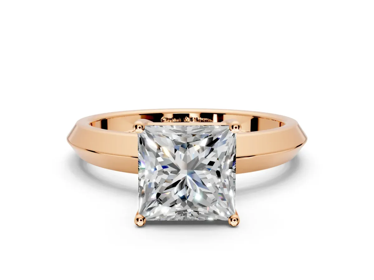 Solitaire Engagement Ring Setting for Princess Cut Center with Wide Knife Ridge Band and Prong Head in Rose Gold