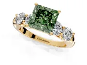 5 Stone Engagement Ring Setting for Fancy Green Princess Cut Center with Graduated Accents and Prong Head in Yellow Gold