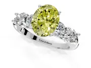 5 Stone Engagement Ring Setting for Fancy Yellow Oval Center with Graduated Accents and Prong Head in Platinum