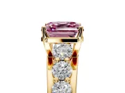 Solitaire Engagement Ring Setting for Fancy Pink Asscher Cut Center with Graduated Shared Prongs and Prong Head in Yellow Gold