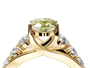 Solitaire Engagement Ring Setting for Fancy Yellow Oval Center with Graduated Shared Prongs and Prong Head in Yellow Gold