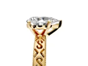 Solitaire Engagement Ring Setting for Pear-Shaped Center with Scrollwork Band and Prong Head in Yellow Gold
