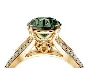 Solitaire Engagement Ring Setting for Fancy Green Round Cut Center with Pave Rail Split Shank and Prong Head in Yellow Gold