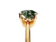 Solitaire Engagement Ring Setting for Fancy Green Round Cut Center with Knife Ridge Band and Claw Prong Head in Yellow Gold