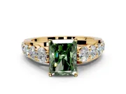 Solitaire Engagement Ring Setting for Fancy Green Radiant Cut Center with Graduated Shared Prongs and Prong Head in Yellow Gold