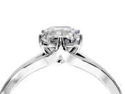 Solitaire Engagement Ring Setting for Emerald Cut Center with Plain Split Shank and Prong Head in Platinum