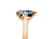 Solitaire Engagement Ring Setting for Fancy Blue Pear-Shaped Center with Tapered Shoulders and Prong Head in Rose Gold