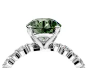 Solitaire Engagement Ring Setting for Fancy Green Round Cut Center with Alternating Size Accents and Prong Head in White Gold