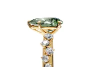Cluster Engagement Ring Setting for Fancy Green Pear-Shaped Center with Round Cut Accent Band and Prong Head in Yellow Gold