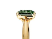 Solitaire Engagement Ring Setting for Fancy Green Radiant Cut Center with Reverse Tapered Band and Prong Head in Yellow Gold