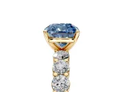 Shared-Prong Engagement Ring Setting for Fancy Blue Cushion Cut Center with Graduated Accents and Prong Head in Yellow Gold