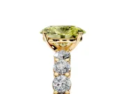 Shared-Prong Engagement Ring Setting for Fancy Yellow Oval Center with Graduated Accents and Prong Head in Yellow Gold