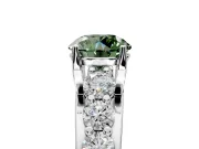 Solitaire Engagement Ring Setting for Fancy Green Round Cut Center with Graduated Shared Prongs and Prong Head in Platinum