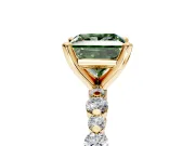 Solitaire Engagement Ring Setting for Fancy Green Princess Cut Center with Alternating Size Accents and Prong Head in Yellow Gold