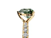 Solitaire Engagement Ring Setting for Fancy Green Heart-Shaped Center with Shared-Prong Accents and Prong Head in Yellow Gold