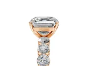 Shared-Prong Engagement Ring Setting for Asscher Cut Center with Graduated Accents and Prong Head in Rose Gold