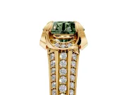 Solitaire Engagement Ring Setting for Fancy Green Round Cut Center with Accented Split Shank and Prong Head in Yellow Gold