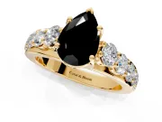 Solitaire Engagement Ring Setting for Fancy Black Pear-Shaped Center with Graduated Shared Prongs and Prong Head in Yellow Gold
