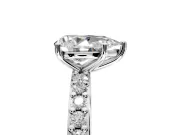 Solitaire Engagement Ring Setting for Pear-Shaped Center with Round Cut Pave Band and Prong Head in Platinum