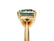 Solitaire Engagement Ring Setting for Fancy Green Princess Cut Center with Knife Ridge Band and Claw Prong Head in Yellow Gold