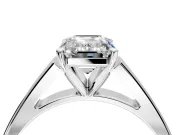Solitaire Engagement Ring Setting for Emerald Cut Center with Tapered Split Shoulders and Prong Head in Platinum