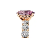 Shared-Prong Engagement Ring Setting for Fancy Pink Oval Center with Graduated Accents and Prong Head in Rose Gold