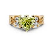 Solitaire Engagement Ring Setting for Fancy Yellow Heart-Shaped Center with Grooved Bar Accent Band and Prong Head in Yellow Gold