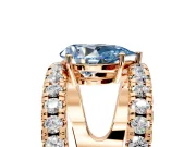 Solitaire Engagement Ring Setting for Fancy Blue Pear-Shaped Center with Wide-Open Split Shank and Prong Head in Rose Gold