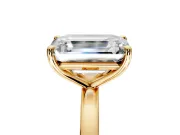Fancy Green Oval and Emerald Cut Lab-Grown Diamond Toi et Moi Engagement Ring with Prong-Set Stones in Yellow Gold