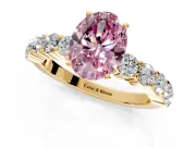 Shared-Prong Engagement Ring Setting for Fancy Pink Oval Center with Graduated Accents and Prong Head in Yellow Gold