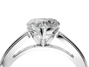 Solitaire Engagement Ring Setting for Heart-Shaped Center with Flat-Sided Plain Band and Prong Head in Platinum