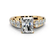 Solitaire Engagement Ring Setting for Radiant Cut Center with Graduated Shared Prongs and Prong Head in Yellow Gold