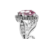 Halo Engagement Ring Setting for Fancy Pink Heart-Shaped Center with Leaf Motif Split Shank and Prong Head in Platinum