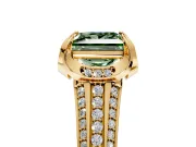 Solitaire Engagement Ring Setting for Fancy Green Princess Cut Center with Accented Split Shank and Prong Head in Yellow Gold