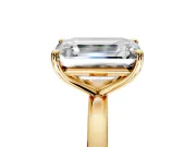 Fancy Pink Oval and Emerald Cut Lab-Grown Diamond Toi et Moi Engagement Ring with Prong-Set Stones in Yellow Gold
