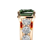 Solitaire Engagement Ring Setting for Fancy Green Asscher Cut Center with Graduated Shared Prongs and Prong Head in Rose Gold