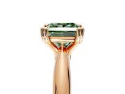 Solitaire Engagement Ring Setting for Fancy Green Princess Cut Center with Reverse Tapered Band and Prong Head in Rose Gold