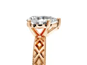 Solitaire Engagement Ring Setting for Pear-Shaped Center with Milgrain X Pattern Band and Prong Head in Rose Gold