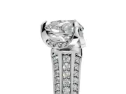 Solitaire Engagement Ring Setting for Heart-Shaped Center with Accented Split Shank and Prong Head in Platinum