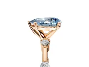 Solitaire Engagement Ring Setting for Fancy Blue Pear-Shaped Center with Bezel Station Band and Prong Head in Rose Gold