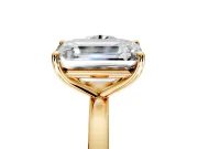 Round Cut and Emerald Cut Lab-Grown Diamond Toi et Moi Engagement Ring with Prong-Set Stones in Yellow Gold